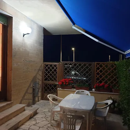 Fronte Mare Apartman *